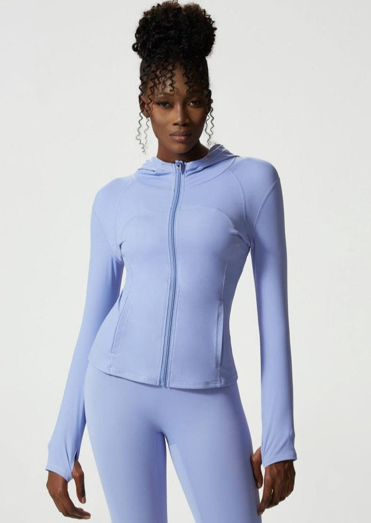Chaqueta deportiva con capucha y cremallera