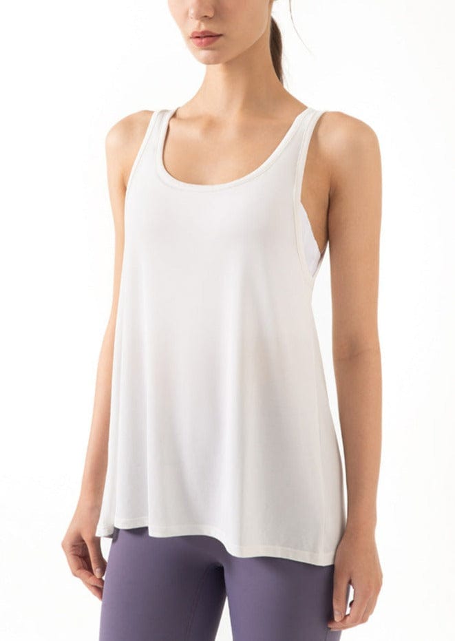 Camiseta sin mangas con espalda abierta y abertura cruzada
