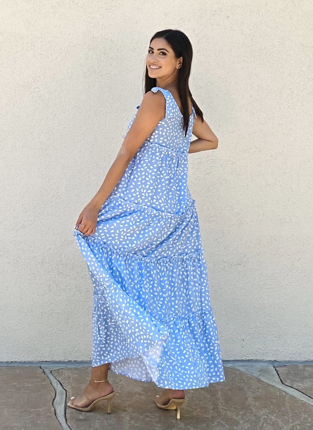 Vestido estampado con lazo en los hombros 