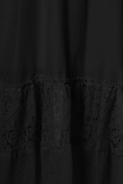 Sweetheart Neckline Clip Dot Lace Maxi Dress