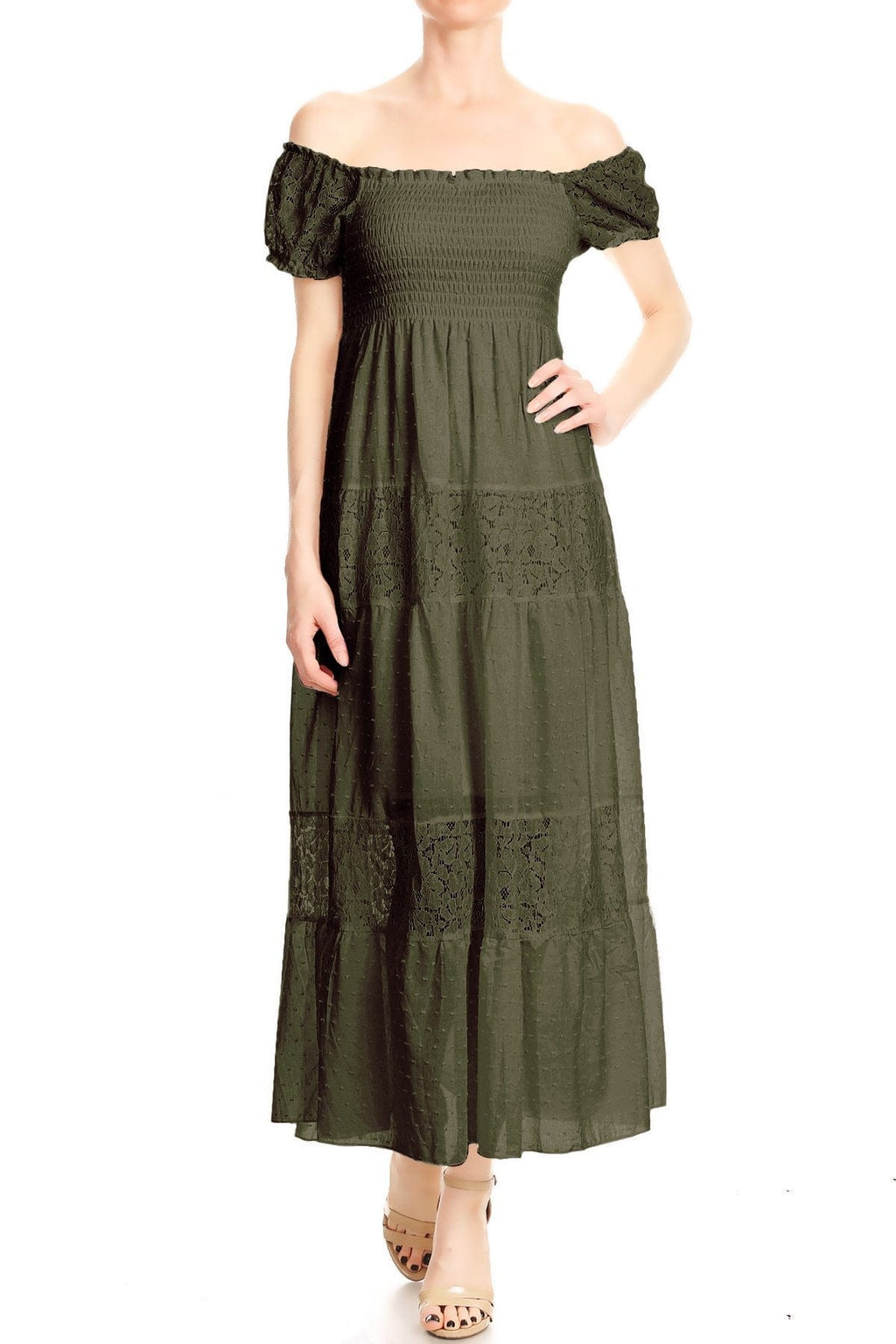 Vestido largo de encaje con hombros descubiertos
