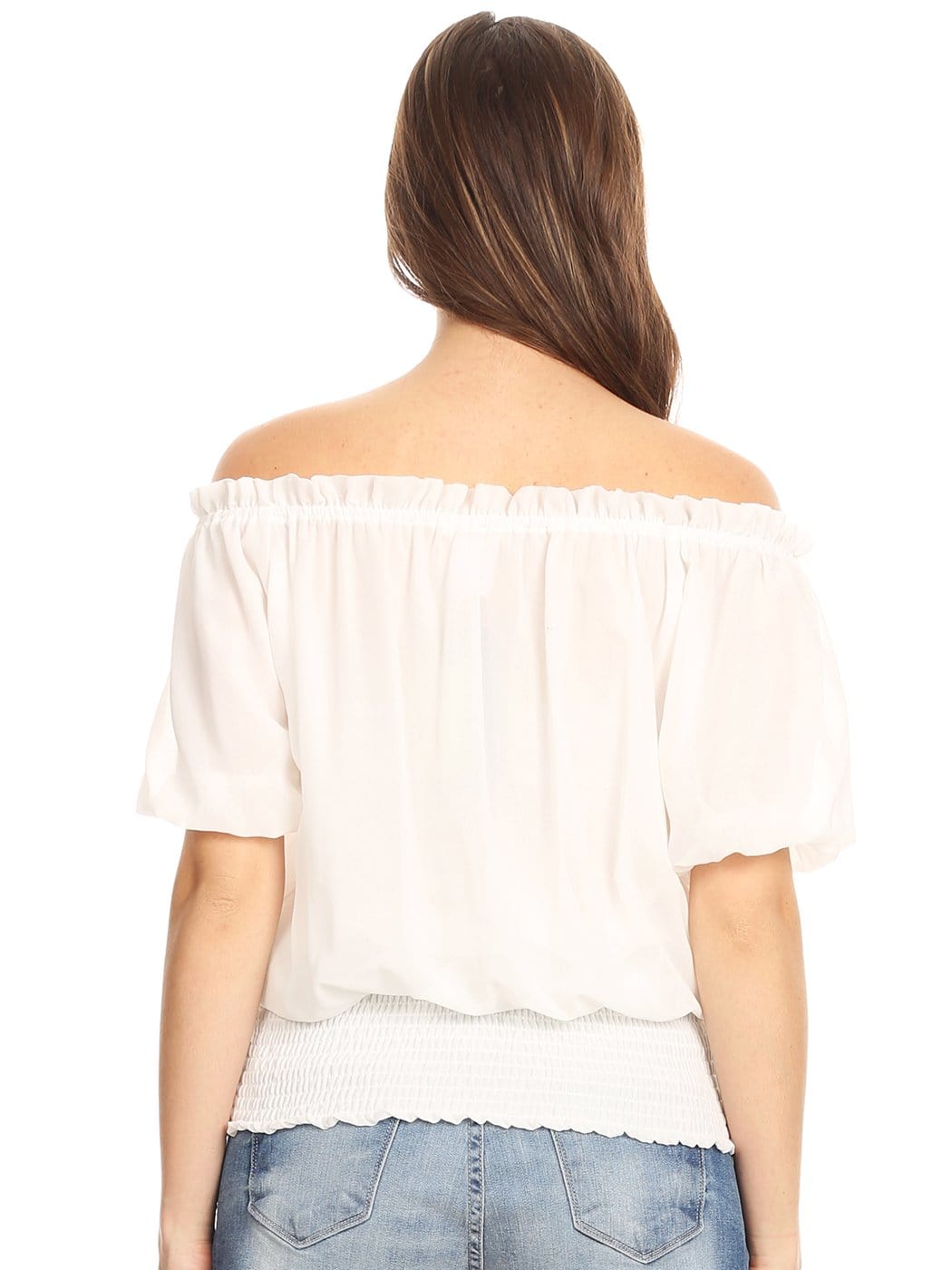 Blusa delicada con hombros descubiertos