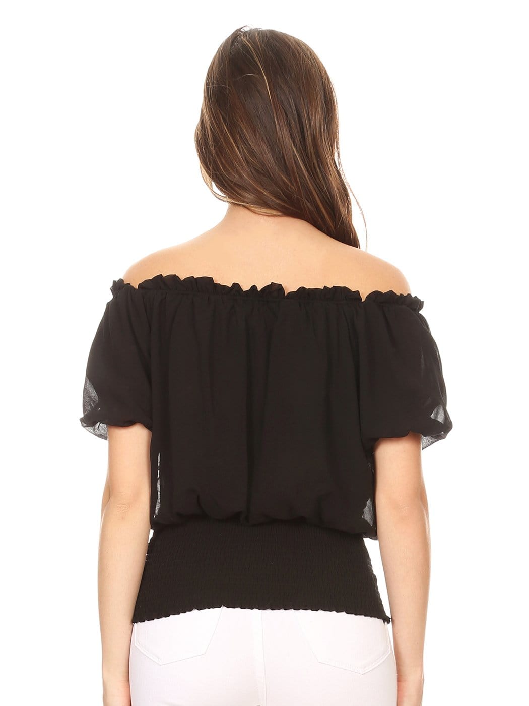 Blusa delicada con hombros descubiertos