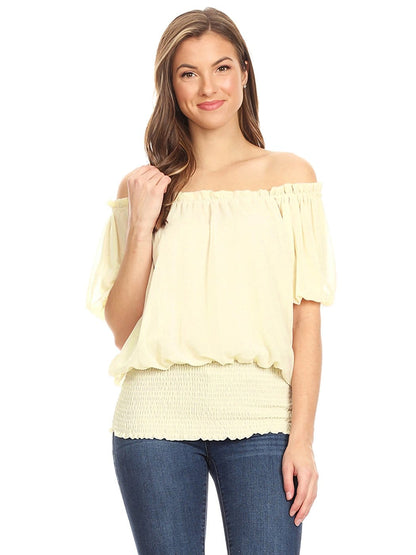 Blusa delicada con hombros descubiertos