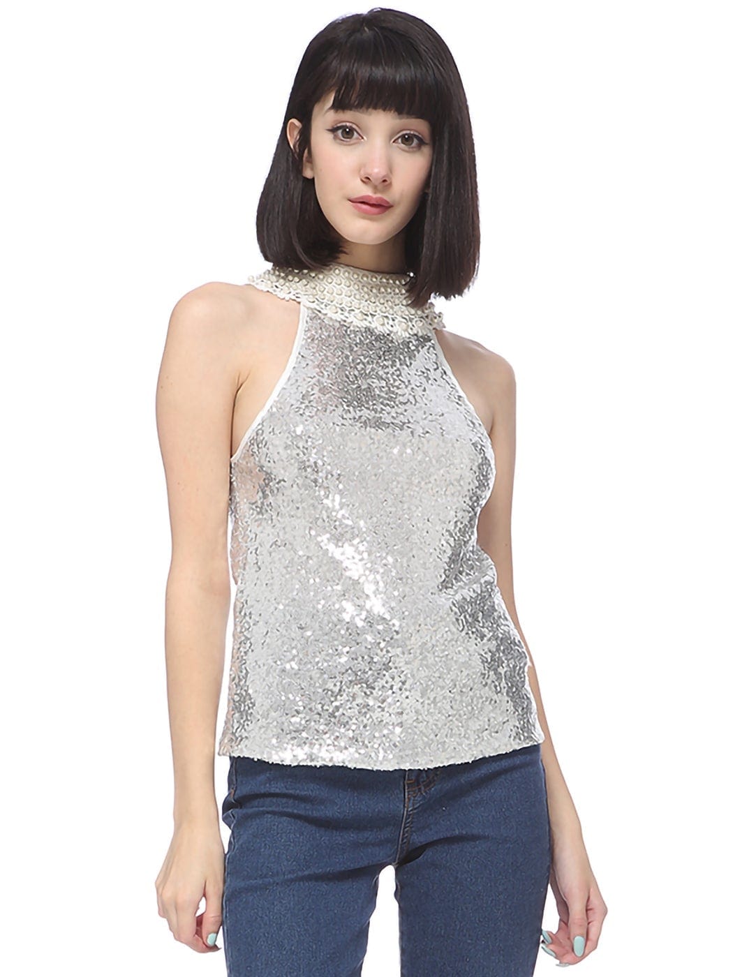Top halter con lentejuelas y cuello bordado con perlas