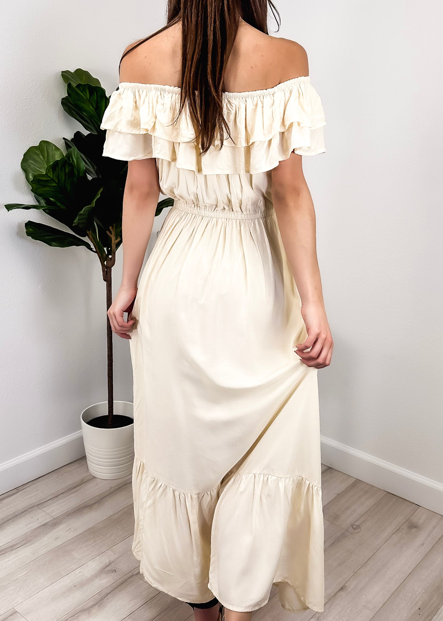 Vestido largo elástico con volantes de estilo griego
