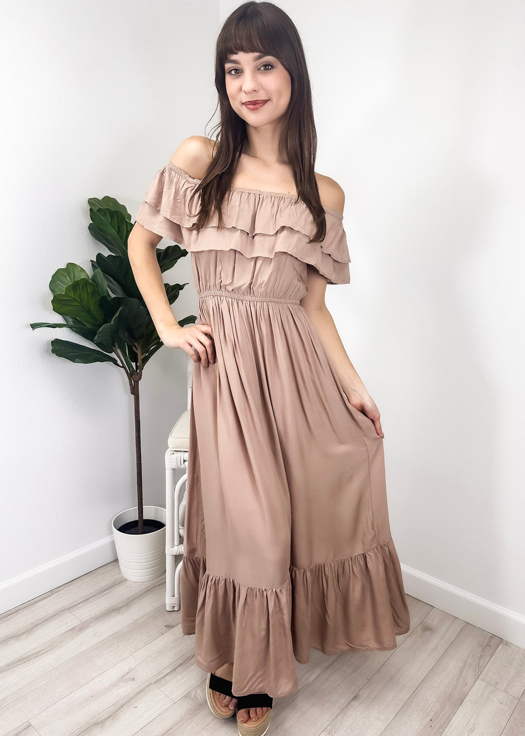 Vestido largo elástico con volantes de estilo griego