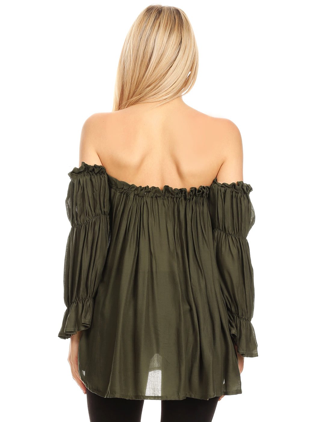 Blusa estilo bohemio semitransparente con hombros descubiertos