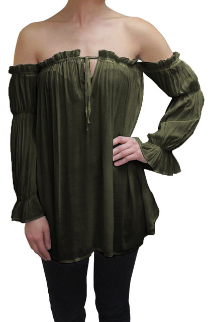 Blusa estilo bohemio semitransparente con hombros descubiertos