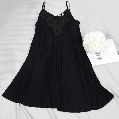 Vestido fluido con tirantes finos ajustables