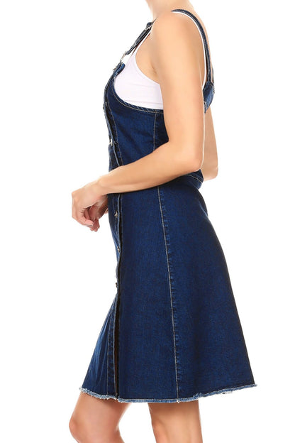 Vestido tipo peto con tirantes ajustables