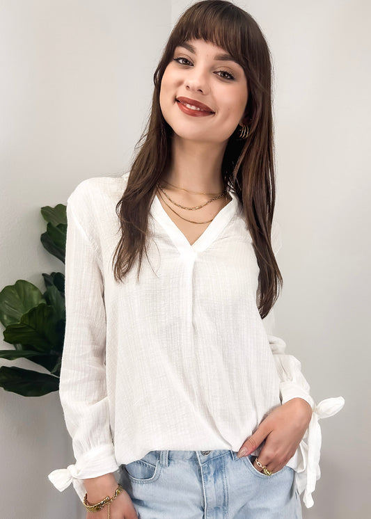 Pleated Split-Tie Sleeve Blouse