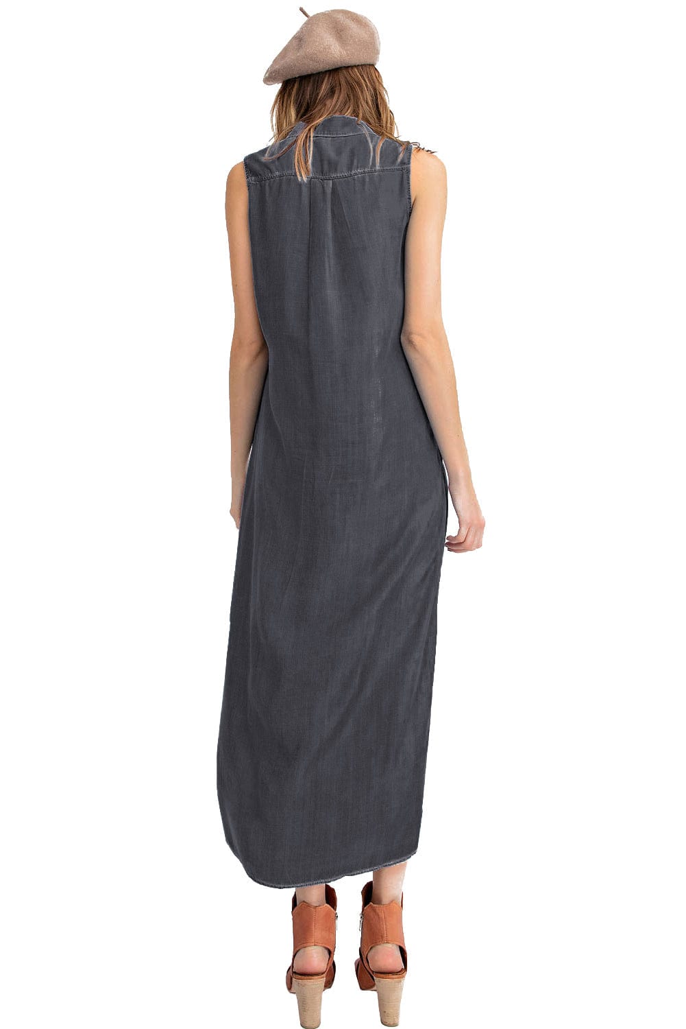 Vestido camisero vaquero clásico con cuello abotonado