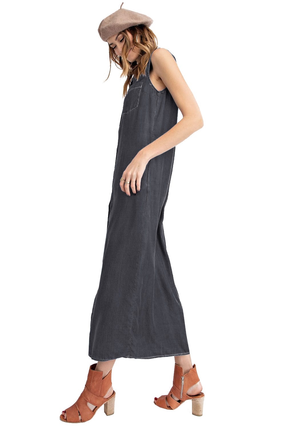Vestido camisero vaquero clásico con cuello abotonado