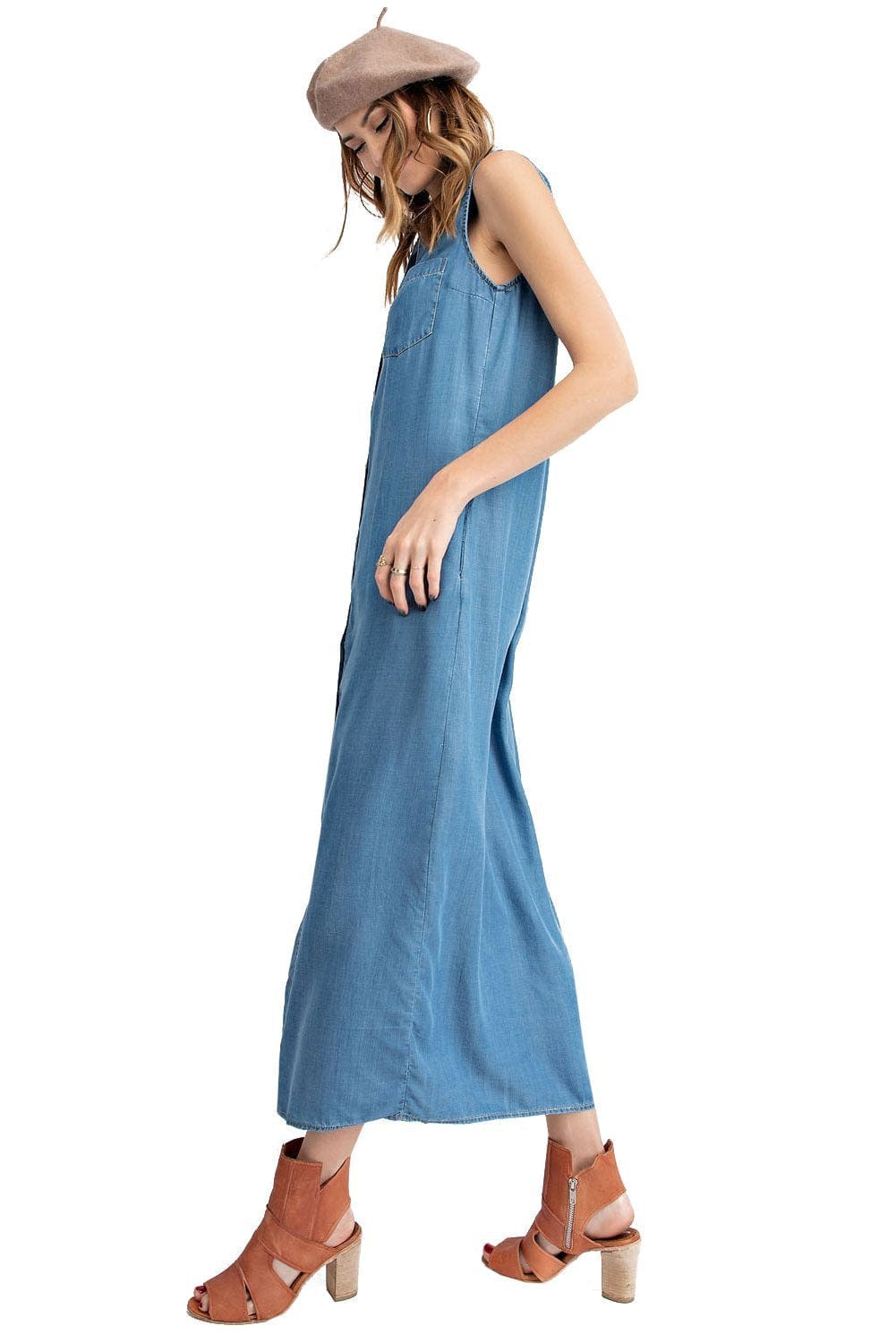 Vestido camisero vaquero clásico con cuello abotonado