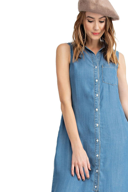 Vestido camisero vaquero clásico con cuello abotonado