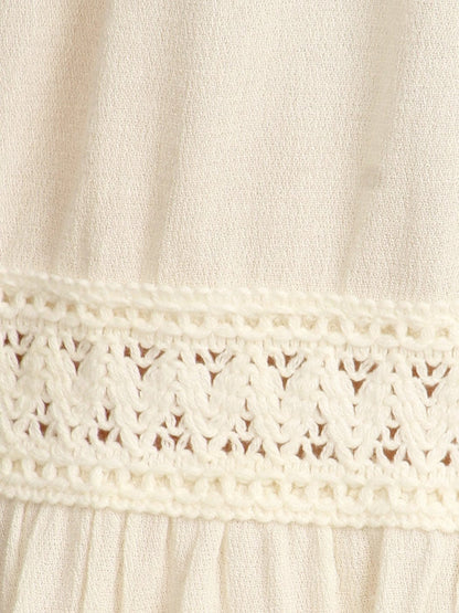 Vestido de encaje ligero y bohemio