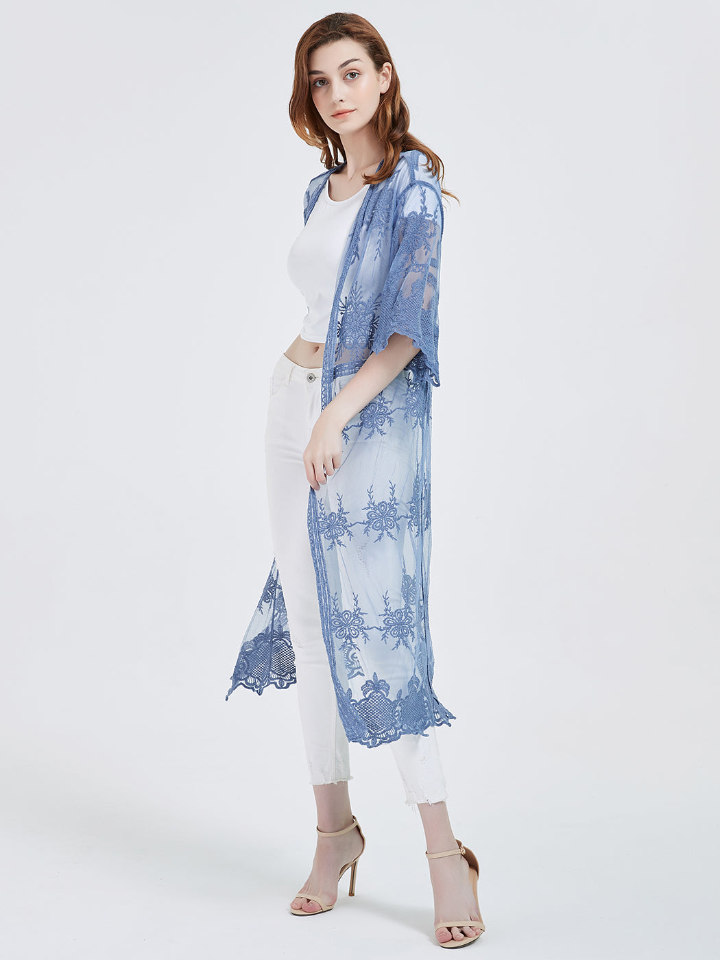 Kimono largo con bordado de encaje floral
