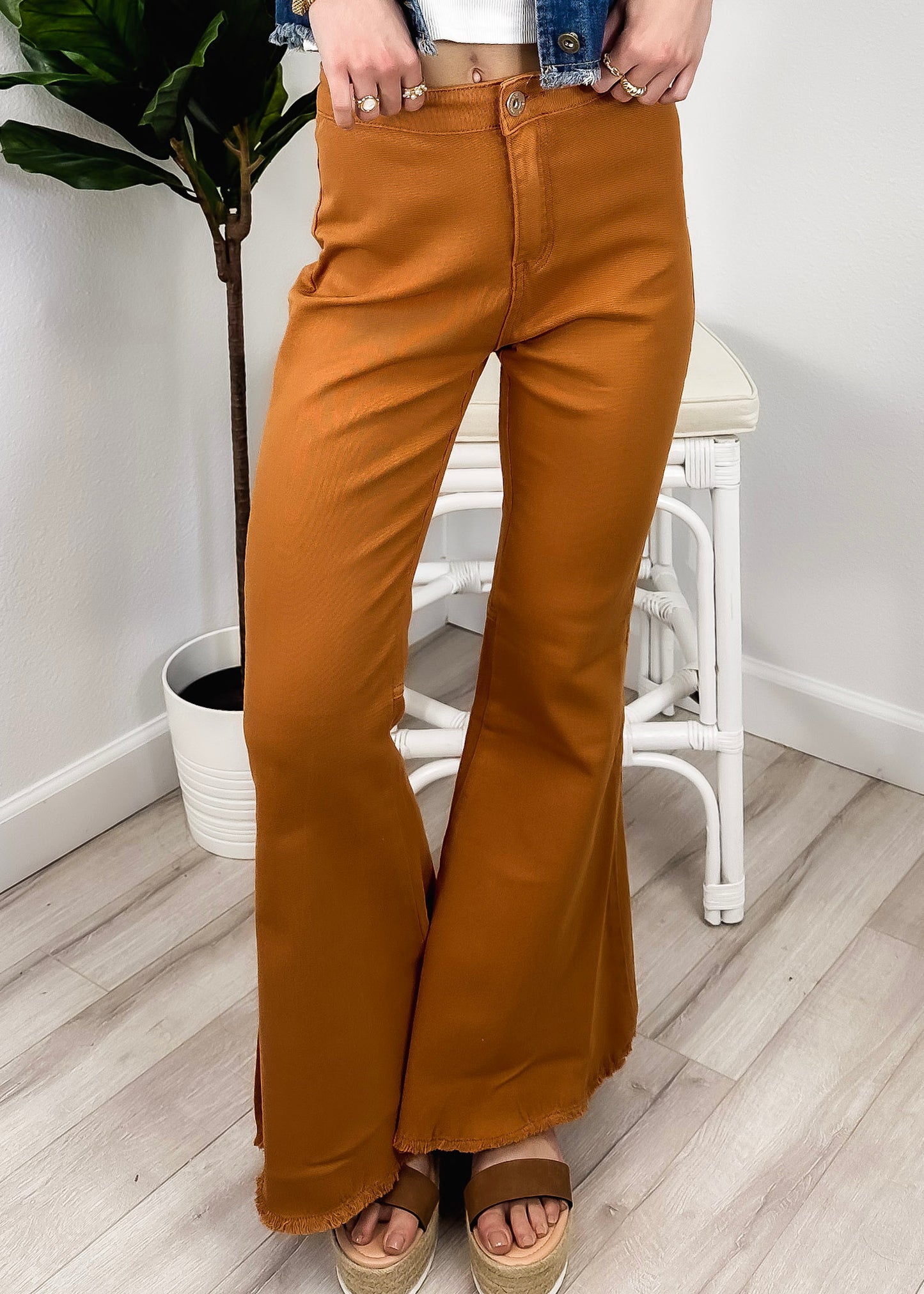 Pantalones vaqueros de cintura alta con campana