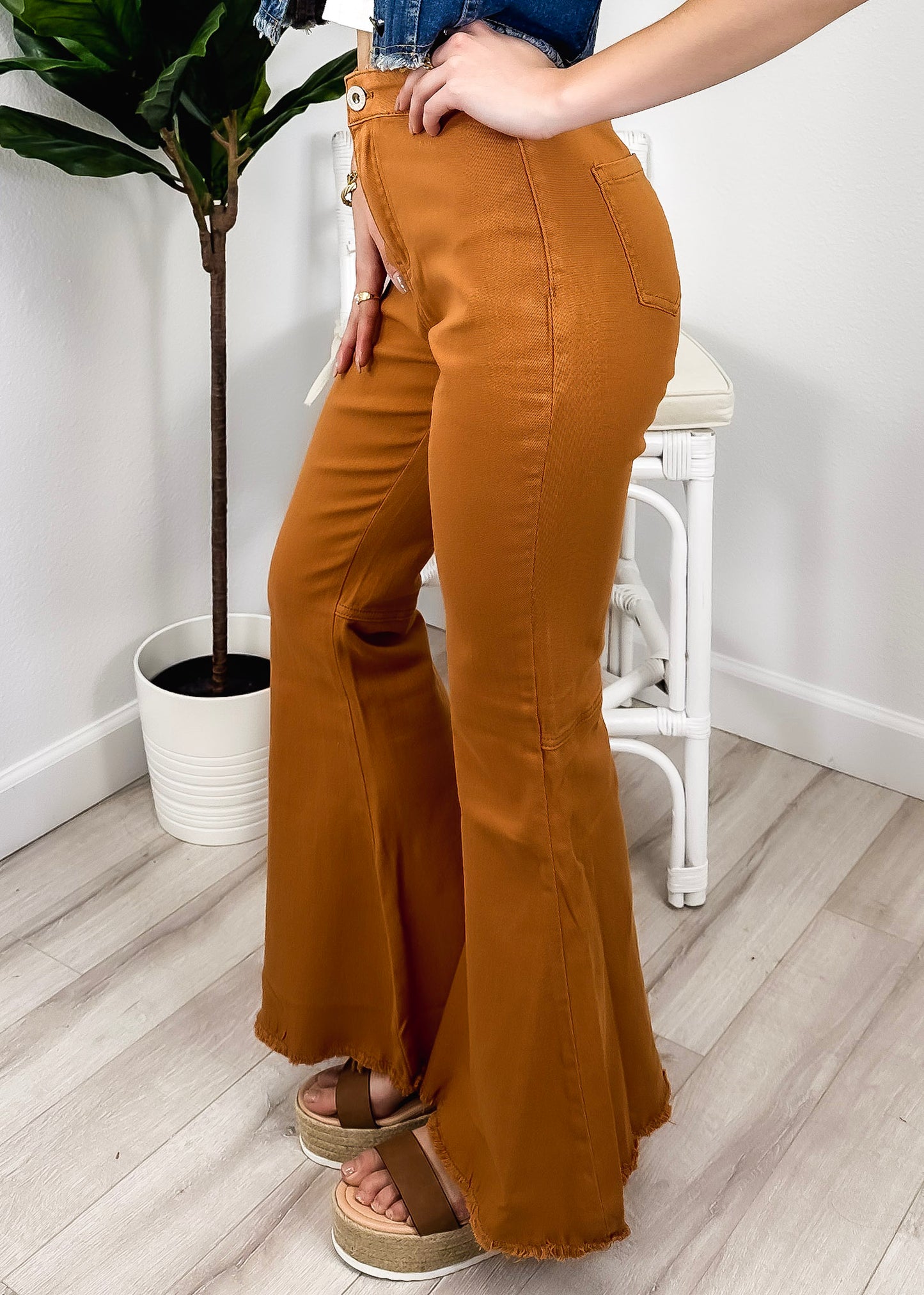 Pantalones vaqueros de cintura alta con campana
