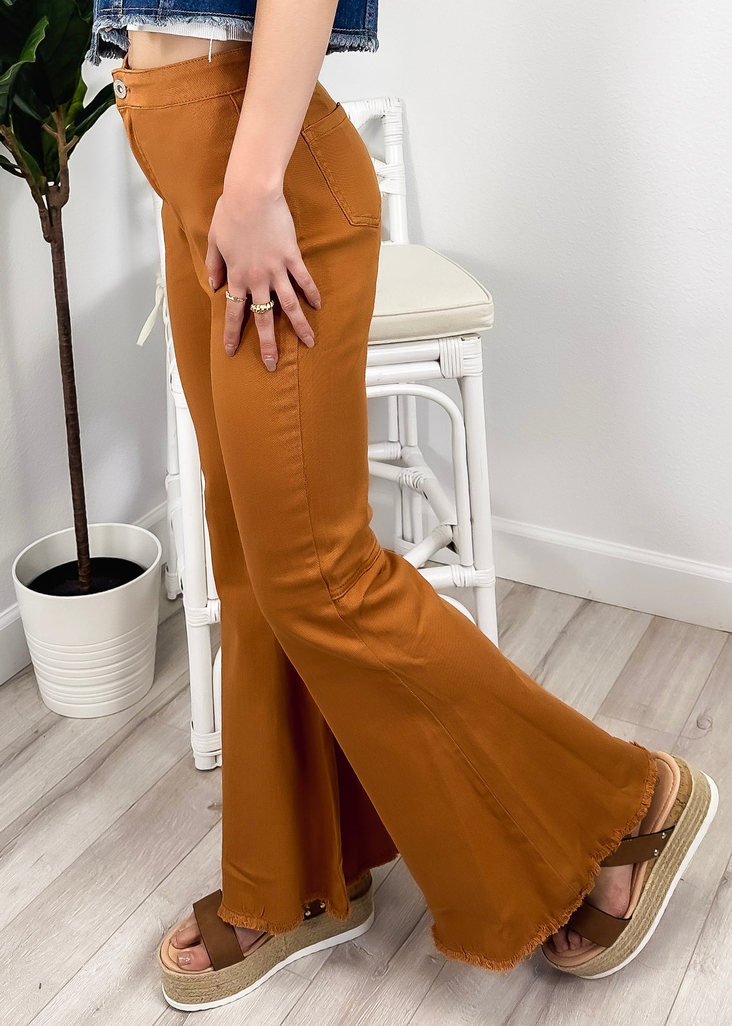 Pantalones vaqueros de cintura alta con campana