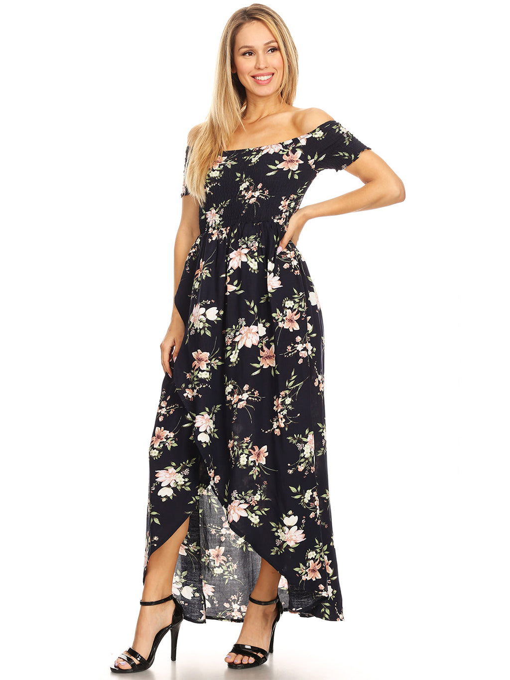 Vestido largo informal con hombros descubiertos y estampado floral