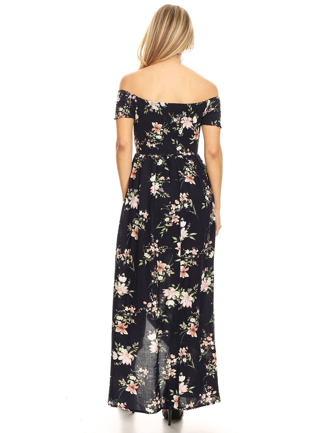 Vestido largo informal con hombros descubiertos y estampado floral