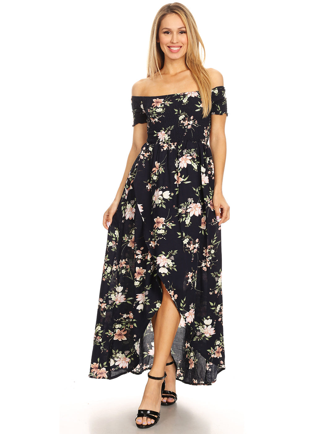 Vestido largo informal con hombros descubiertos y estampado floral