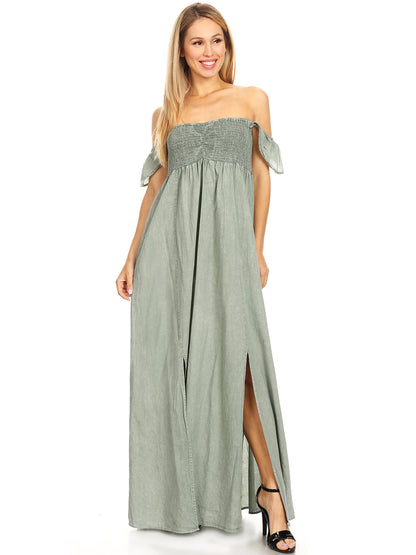 Vestido largo con abertura y mangas cortas con volantes