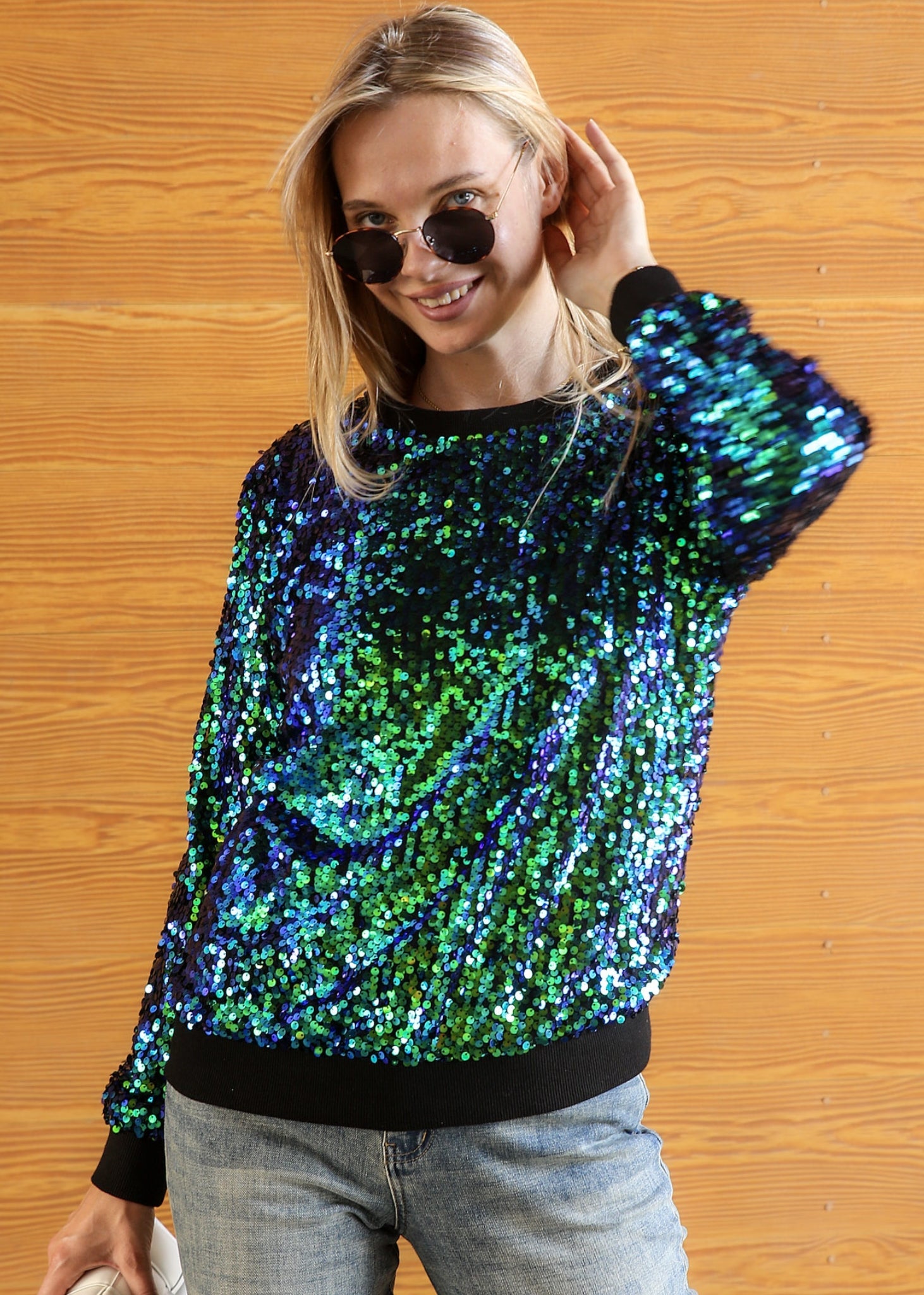 Sudadera con capucha y mangas largas con lentejuelas brillantes 