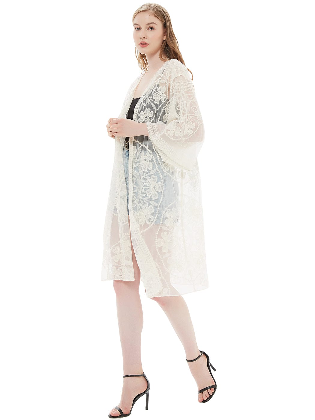 Cárdigan tipo kimono con bordado floral y mariposas