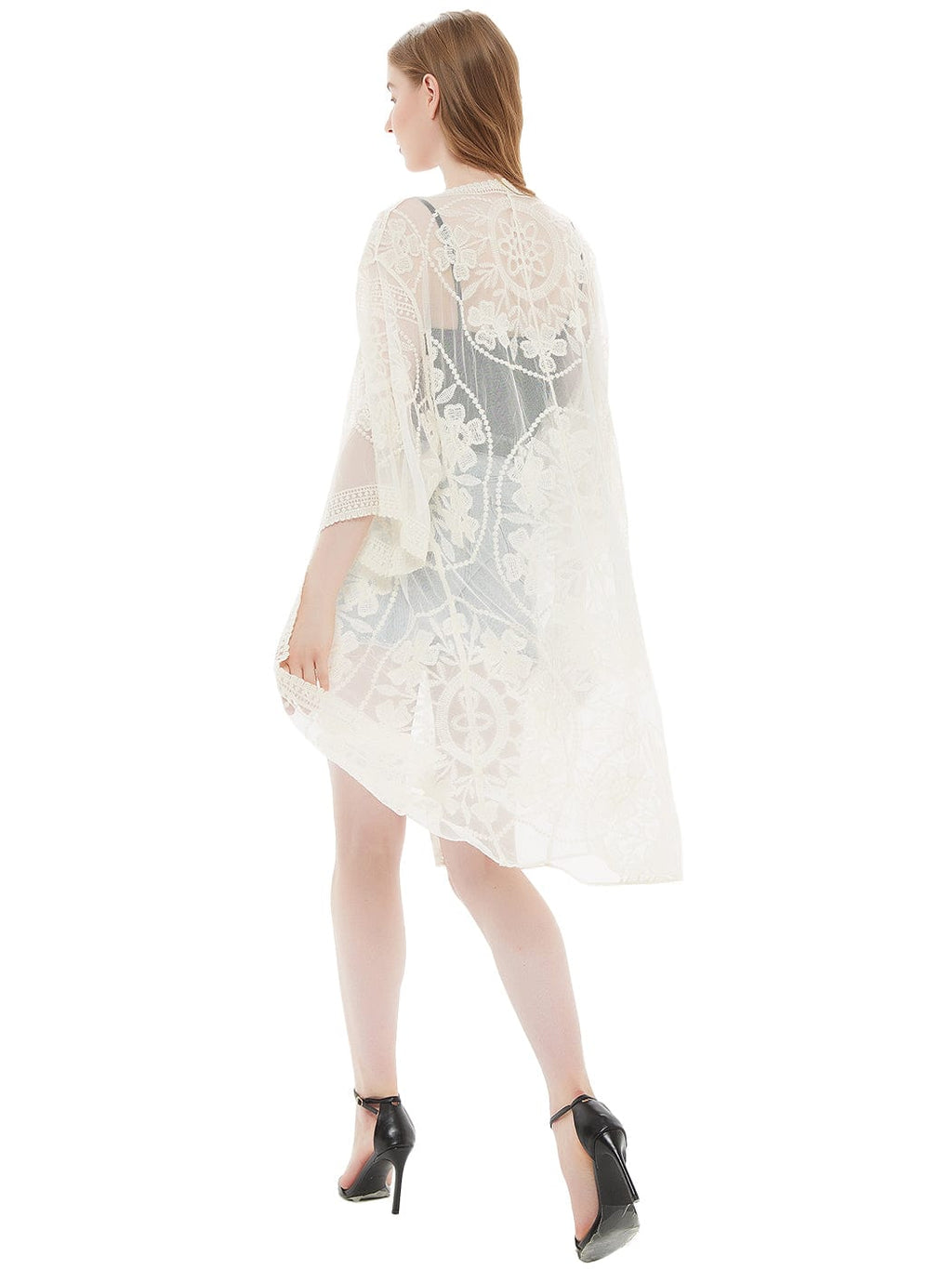 Cárdigan tipo kimono con bordado floral y mariposas