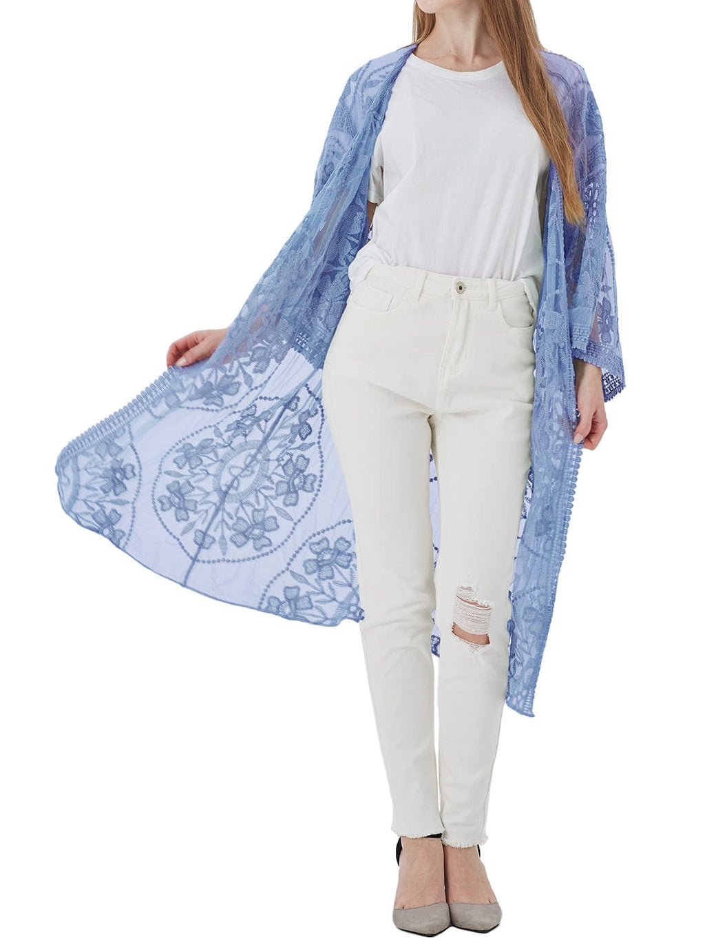 Cárdigan tipo kimono con bordado floral y mariposas