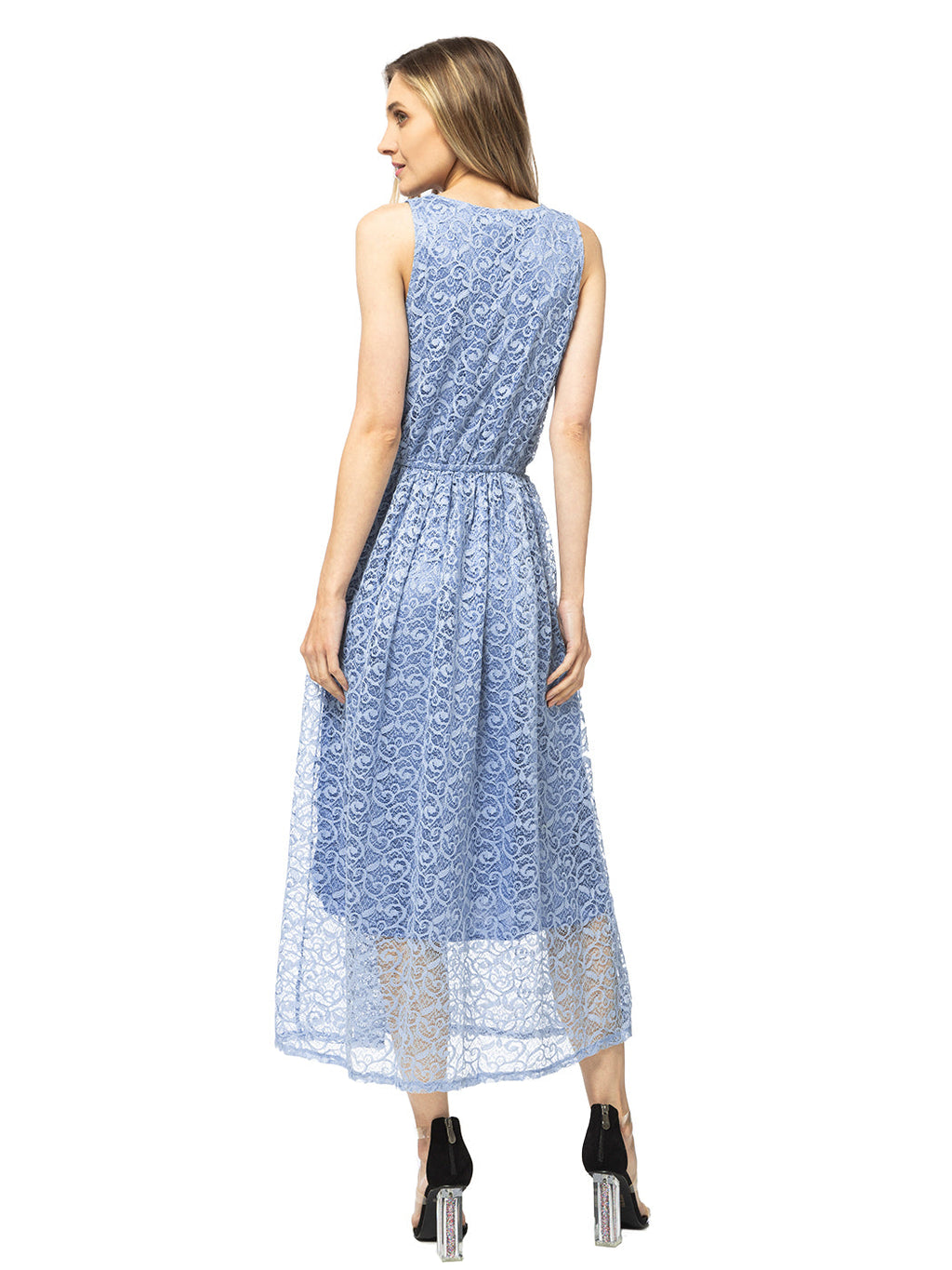 Vestido informal sin mangas con encaje floral
