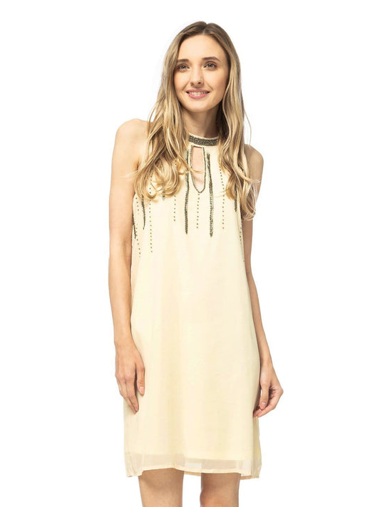 Vestido de fiesta sin mangas con cuello halter y cuentas