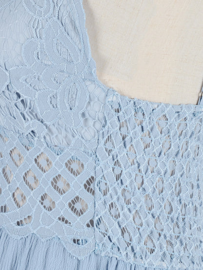 Vestido lencero con volantes de encaje