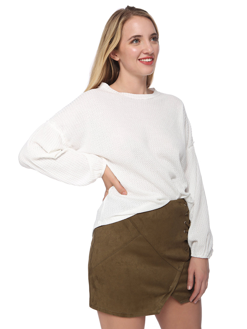 Suéter informal con cuello redondo y mangas tipo gofre
