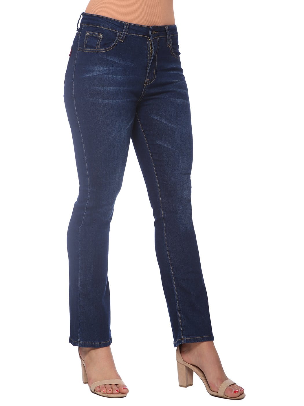Denim acampanado con costura trasera