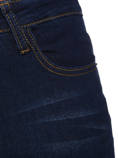 Denim acampanado con costura trasera