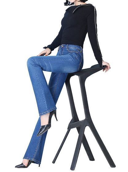 Denim acampanado con costura trasera