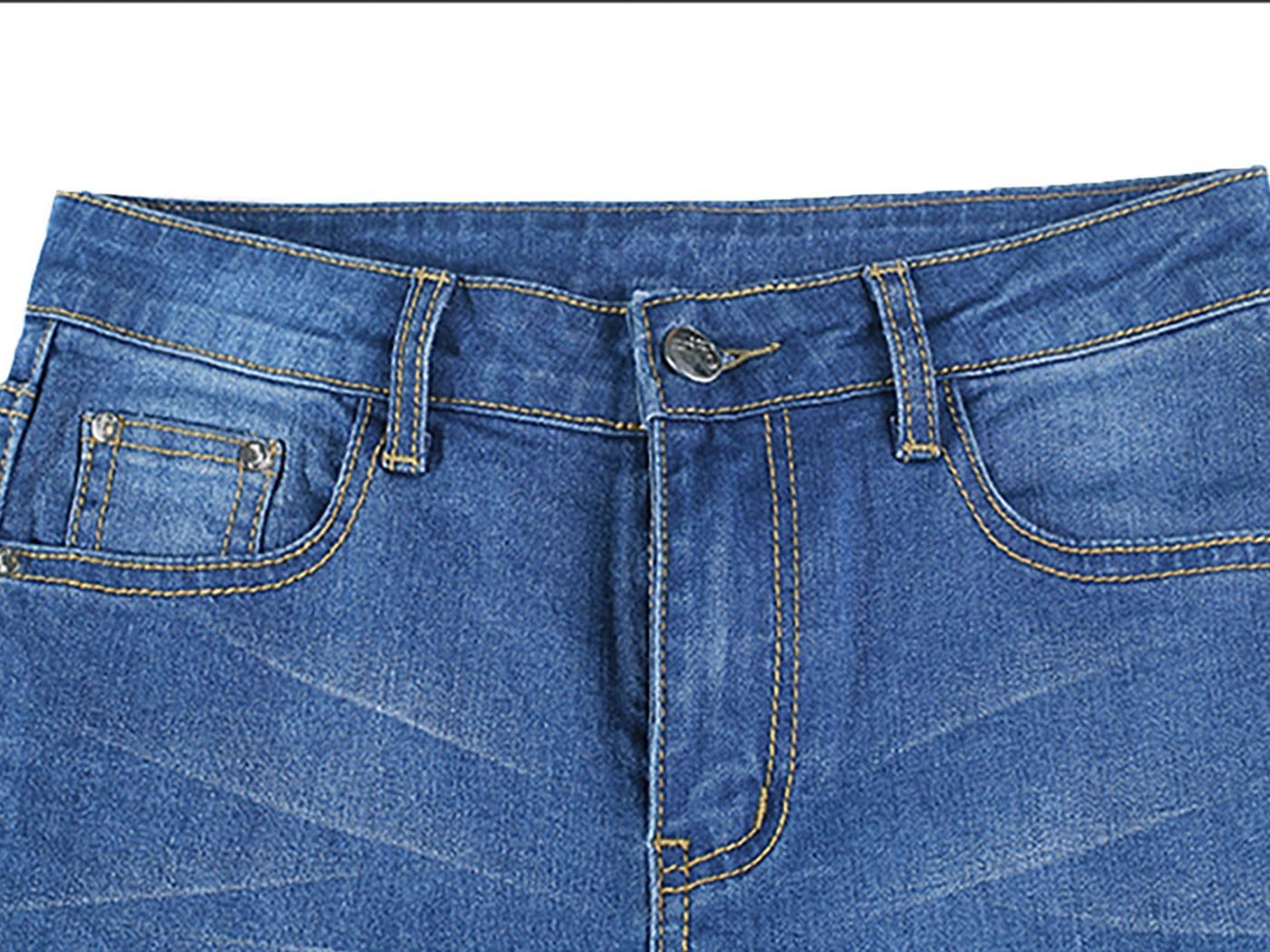 Denim acampanado con costura trasera