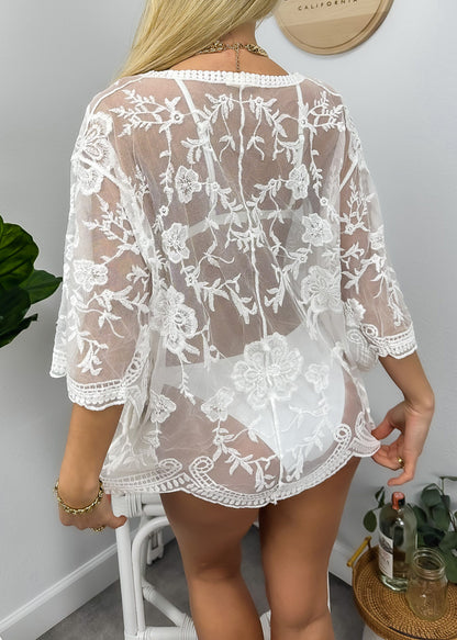 Short Embroidered Lace Kimono Crop Cardigan with Half Sleeves
