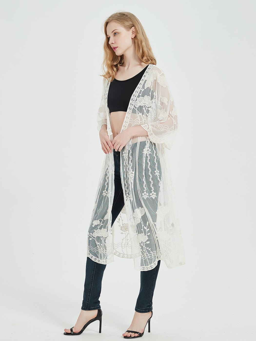 Cárdigan tipo kimono con encaje bordado