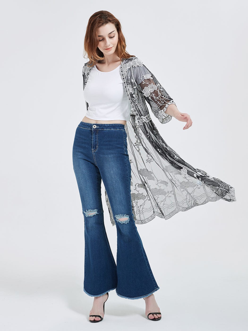 Cárdigan tipo kimono con encaje bordado