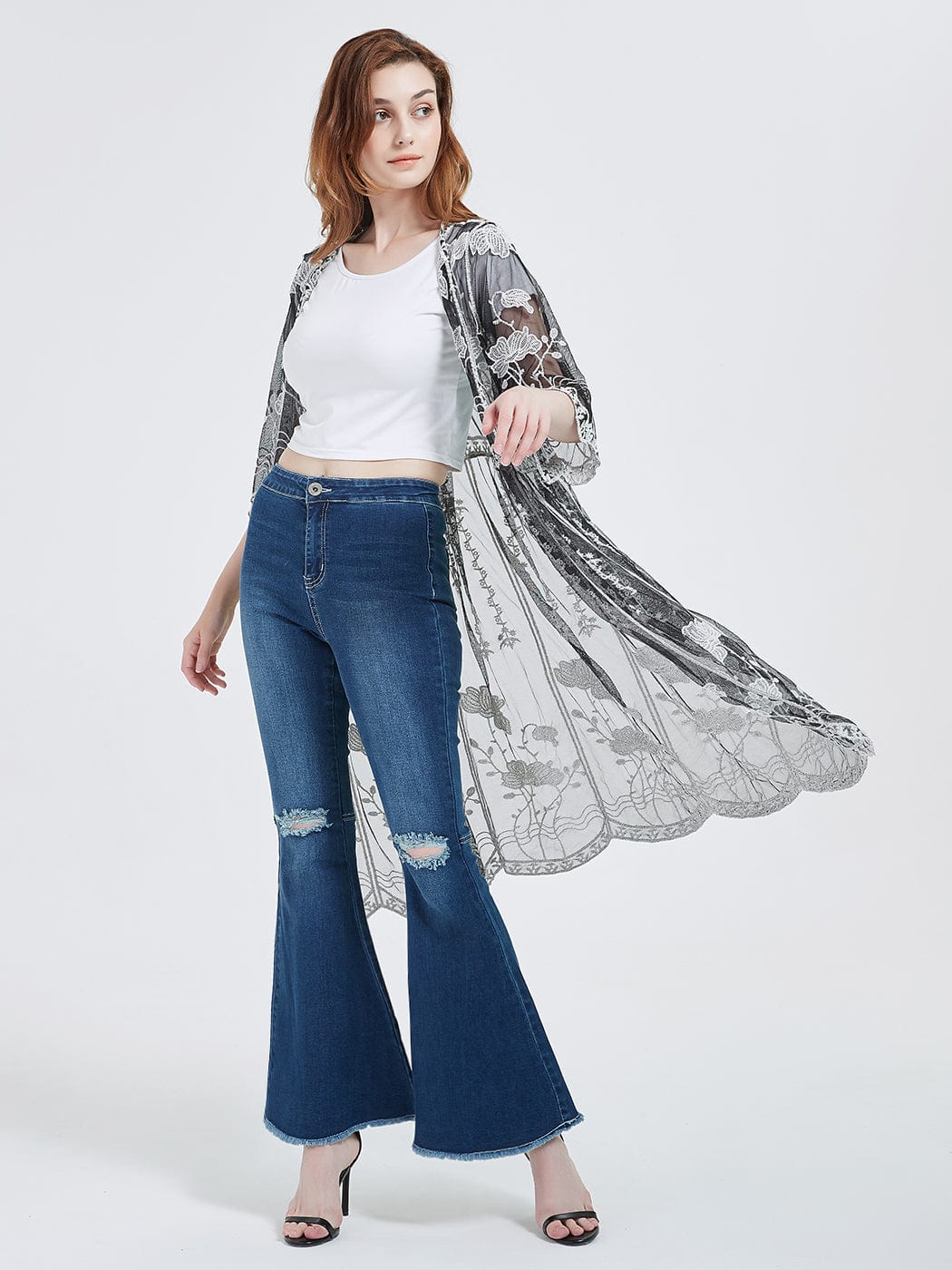 Cárdigan tipo kimono con encaje bordado