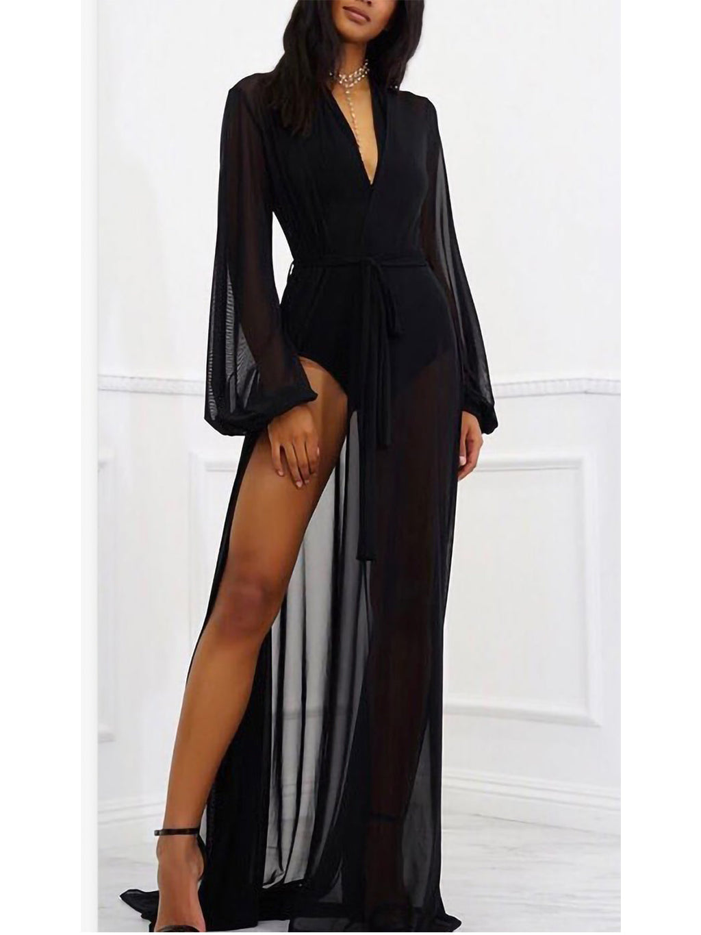 Bata tipo kimono maxi de gasa para cubrirse el traje de baño