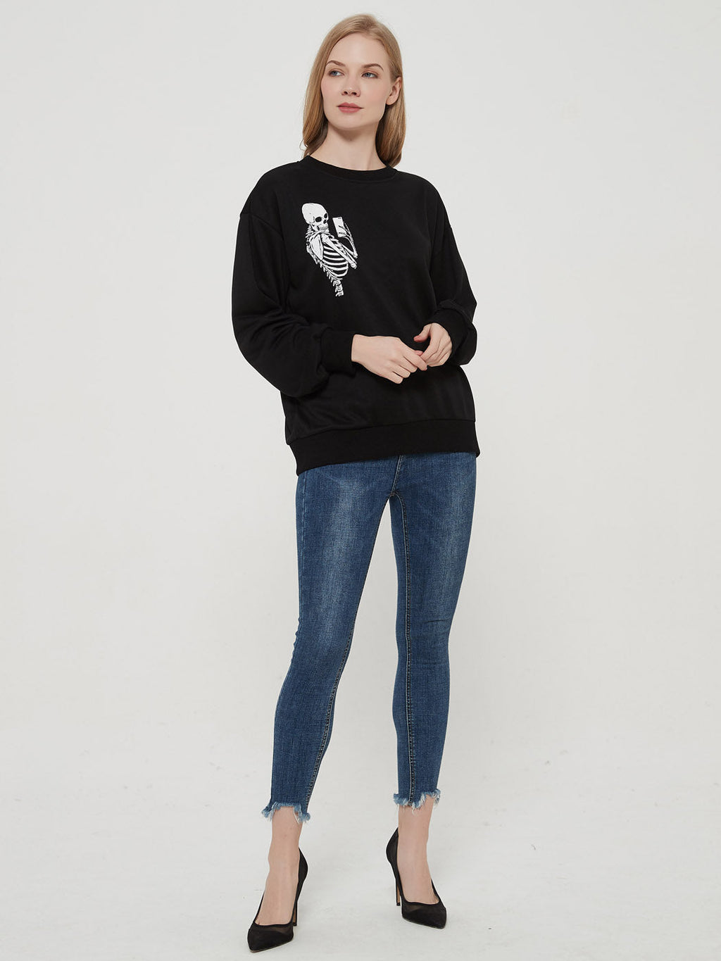 Round Neck Skull Motiff Sweatshirt Pullover
