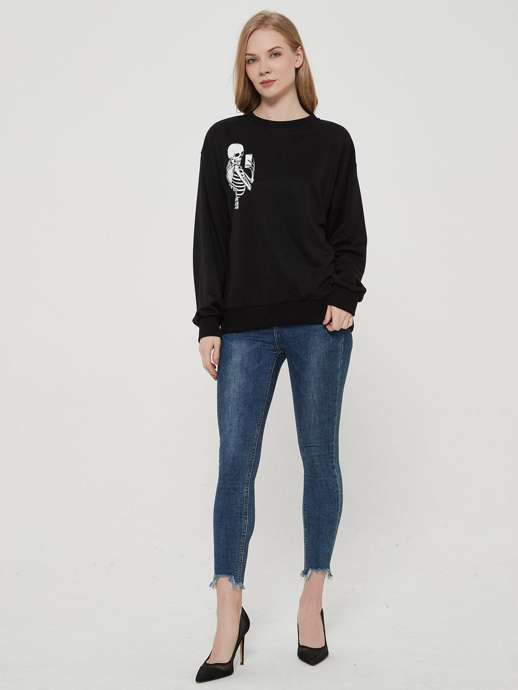 Round Neck Skull Motiff Sweatshirt Pullover