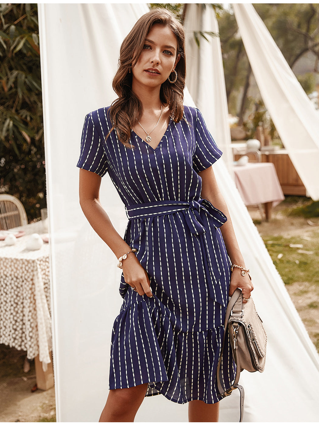 Vestido cruzado a rayas 