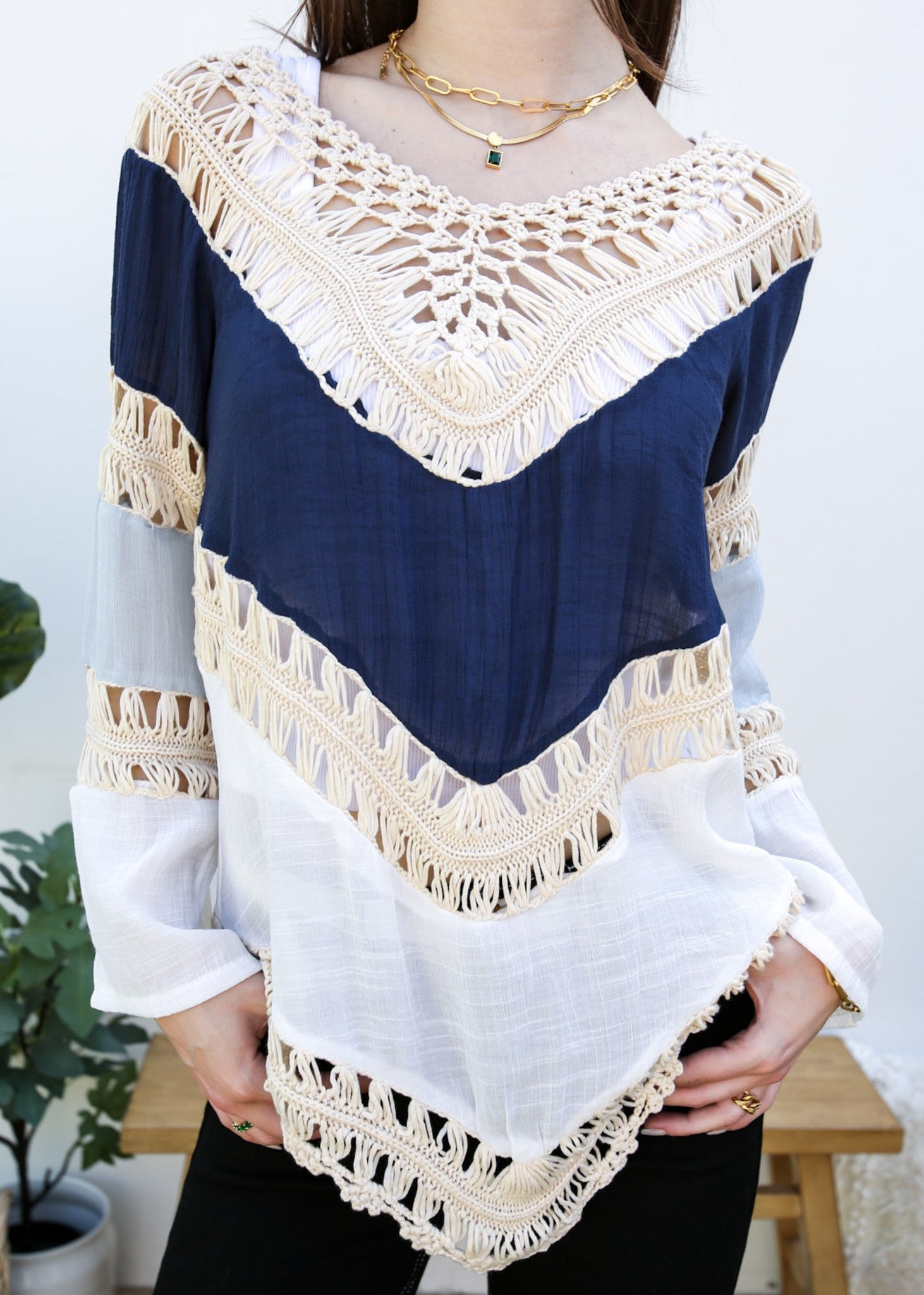 Batas de crochet con escote en V para el verano 